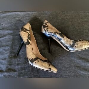 Via Spiga leather pumps made in Italy